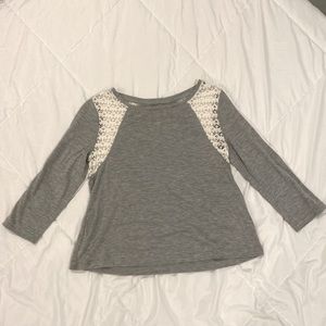 quarter sleeve girls blouse with lace sleeves at the top, gently used